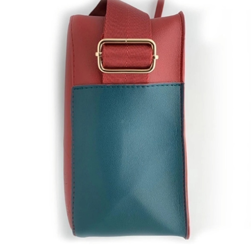 Bésame Cosmetics Weekender bag - Picture 3 of 5